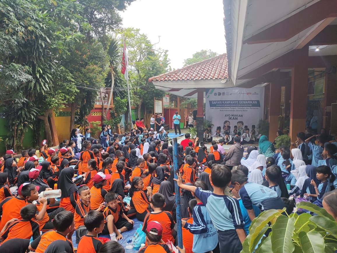 Literasi Inklusi - Program JALI - Jelajah Literasi Gemar Ikan : Makan Ikan Sehat, Cerdas Dan Kuat